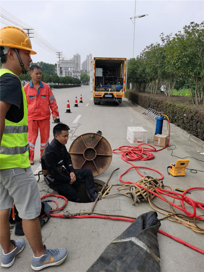 畜禽良种场翻衬法管道修复技术主要工序